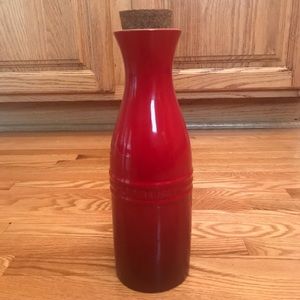 Le Creuset Stoneware Wine Carafe w/Cork - EUC